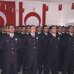 KKTC polisine tuhaf ambargo