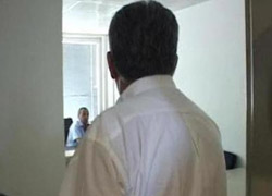 Bakan memuru çok fena yakaladı