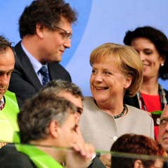 Merkel: Türkler gerçekten güzel oynadı