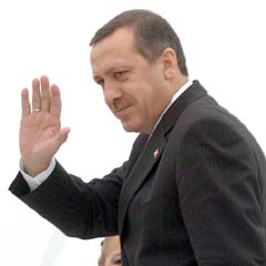 Erdoğan D-8'e gidiyor!