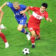 'Savulun Almanlar; Osmanlılar geliyor'