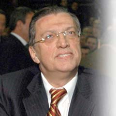 'Yılmaz, darbe başbakanı olmak istiyor'