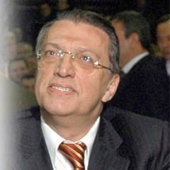 Alenen kapatmayı savundu