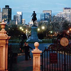 Boston'a ilk Türk kültür merkezi açıldı