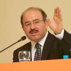 Bakan'dan 'demokrasi' dersi