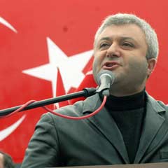 Tuncay Özkan'a giderken öldüler
