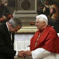 Bush, Papa ile görüştü