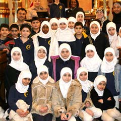 Müslümanlara kim daha çok ayrımcılık yapıyor?