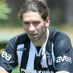 Beşiktaş, Yozgatlı'nın sözleşmesini feshetti