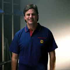 Falko Götz'den millilere övgü