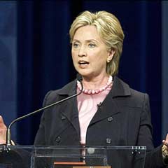 Clinton seçim kampanyasına son verdi