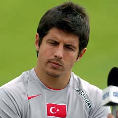 Galatasaray taraftarından Emre'ye tepki