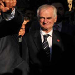 Yasakçı Sav, basın özgürlüğü ödülü almış