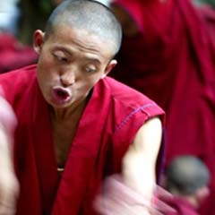 Tibet'te 16 rahip tutuklandı