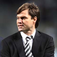 Ertuğrul açtı ağzını yumdu gözünü