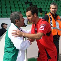 Beşiktaş, Ekrem Dağ ile görüşüyor