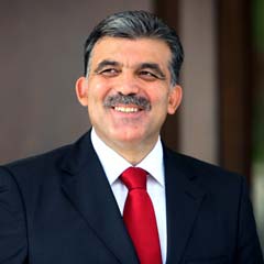 Gül'den bir ilk daha
