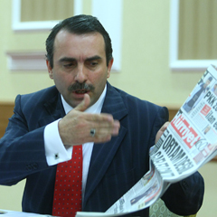 Vakit hukuk savaşı başlatıyor
