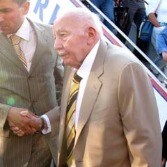 Erbakan'a bunları çok gördüler