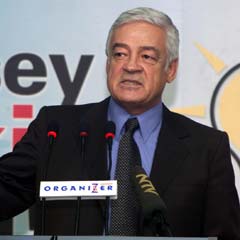 Fırat, CHP'ye ağır yüklendi