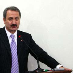 Zafer Çağlayan'a özel ödül