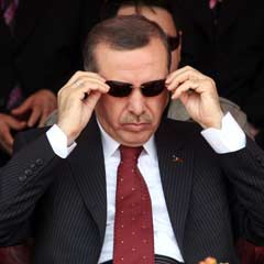Erdoğan, göz muayenesi oldu