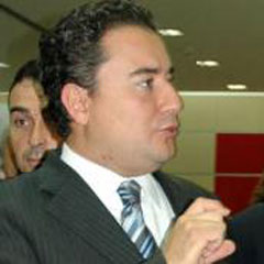 Babacan Haziran'da Washington'a gidecek