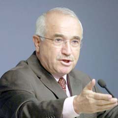 Çiçek: Kimse fitne fesat çıkarmasın