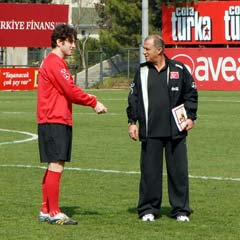 Tekke ağır konuştu