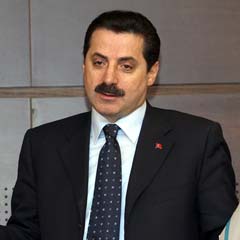 Çelik: Onlardan biri istihdam paketine tosladı