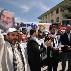 Saadet gençliği İsrail'i protesto etti