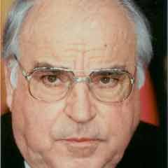 Helmut Kohl, ikinci evliliğini yaptı