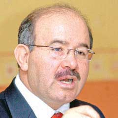 'Veremediği dersten geçirme diye bir şey yok'