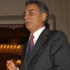 Polat, haftasonu şampiyonluk bekliyor