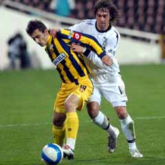 Kartal Ankara'da uçtu