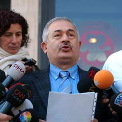 Başörtülüleri görünce çılgına döndü!
