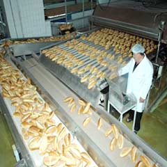 Halk ekmek 300 gram ekmeği 45 kuruşa satıyor