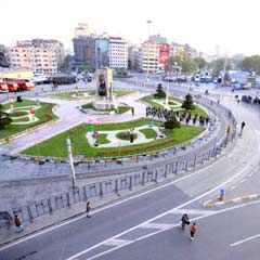 Taksim, saat 24.00'a kadar araç trafiğine kapatıldı