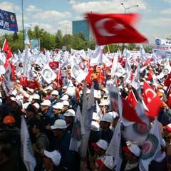 Hak-İş'in Tandoğan mitingi sona erdi