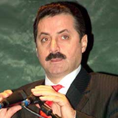 Çelik'ten özel 'Taksim' teşekkürü