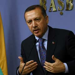 Erdoğan: ''Bu ısrarın arkasında iyi niyet görmüyoruz''