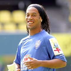 Başkan Olursa Ronaldinho Geliyor!