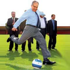 Bakan attı, Başkan tuttu