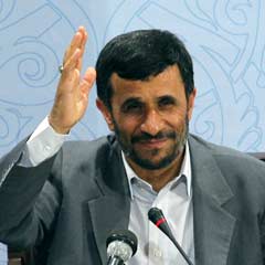 Ahmedinejad Hindistan'da