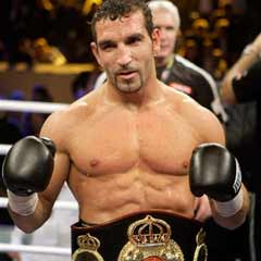 Boks şampiyonu Arslan iddialı