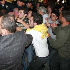 DTP'lileri basmak istediler