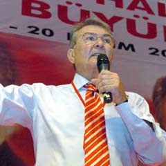 Baykal, seçilebilmek için korkuttu