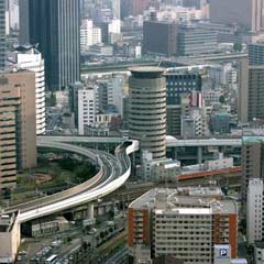 Japonya'da kamu borcunu artıracak bütçeye onay