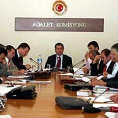 '301' Adalet Komisyonu'ndan geçti