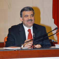 Gül'den devlet kurumlarına tavsiye